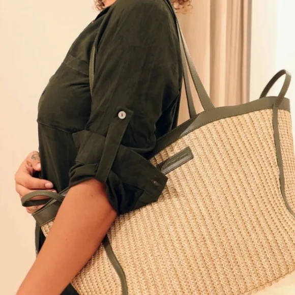 Gorgeous Koa Wood Ranch Raffia Tote Bag - Picture 2 of 7